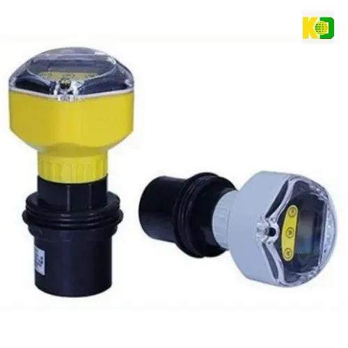 What are the differences between ultrasonic sensors and reflective photoelectric sensors?